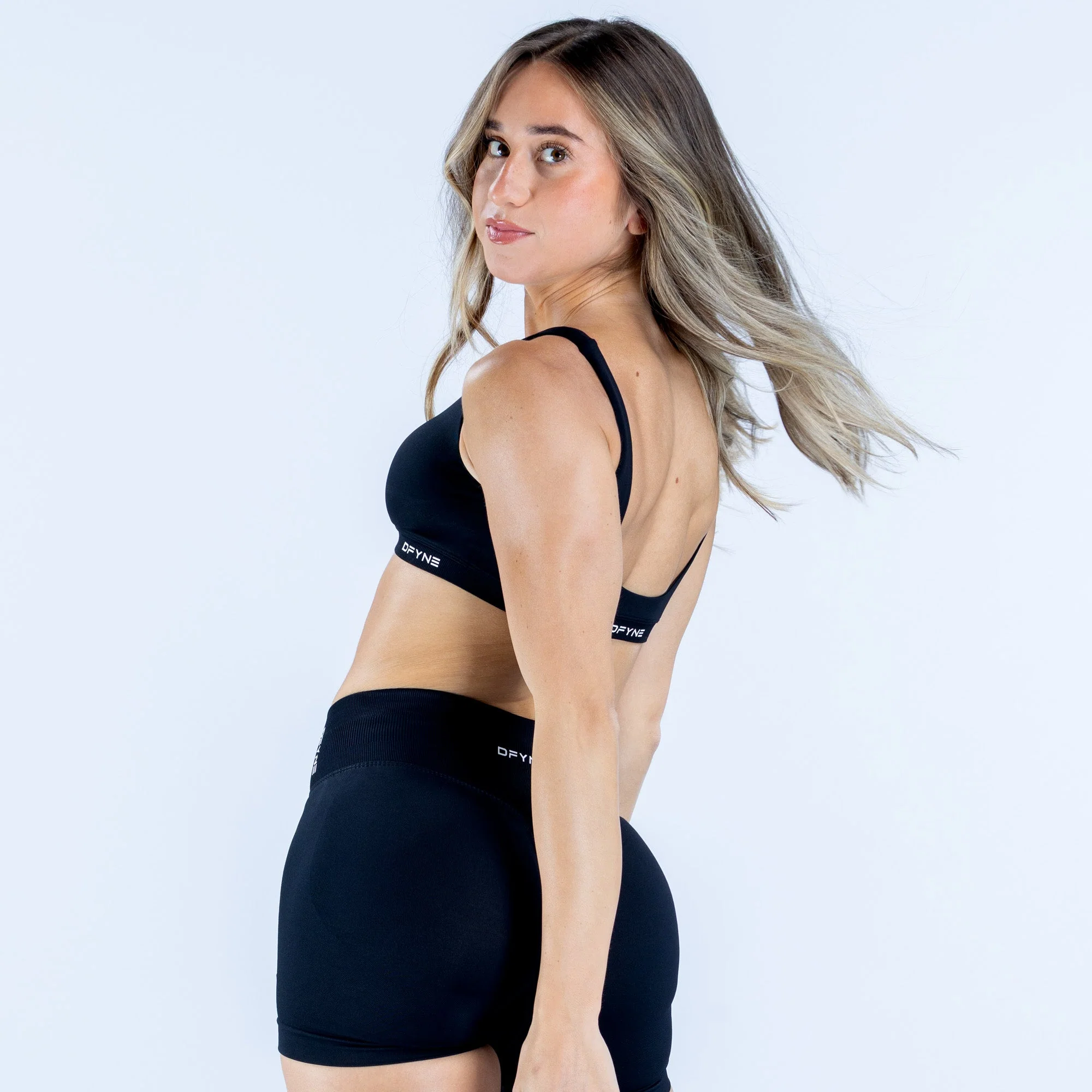Impact Scoop Back Bra Midnight Black - 3